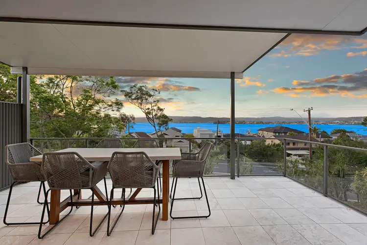 264 Avoca Drive, Green Point NSW 2251