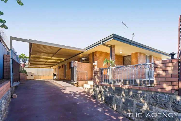 90 Phoenix Road, Hamilton Hill WA 6163