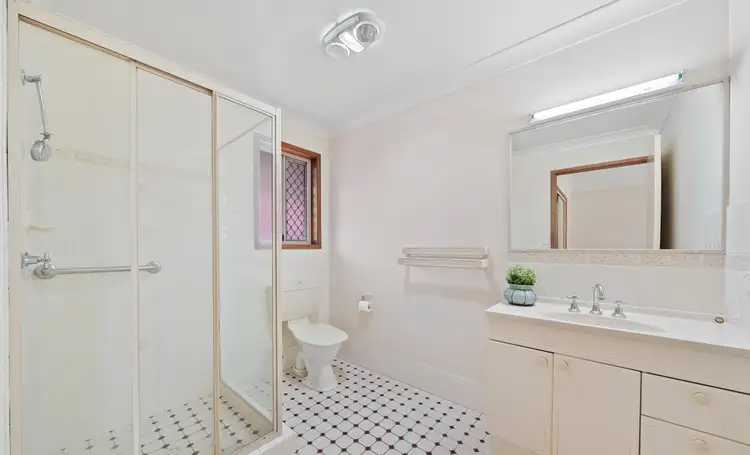 Sixth view of Homely house listing, 2 Nicole Circuit, Beaudesert QLD 4285