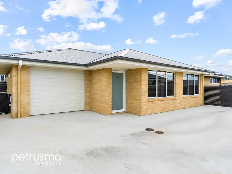 1&3/129 Old Beach Road, Old Beach TAS 7017
