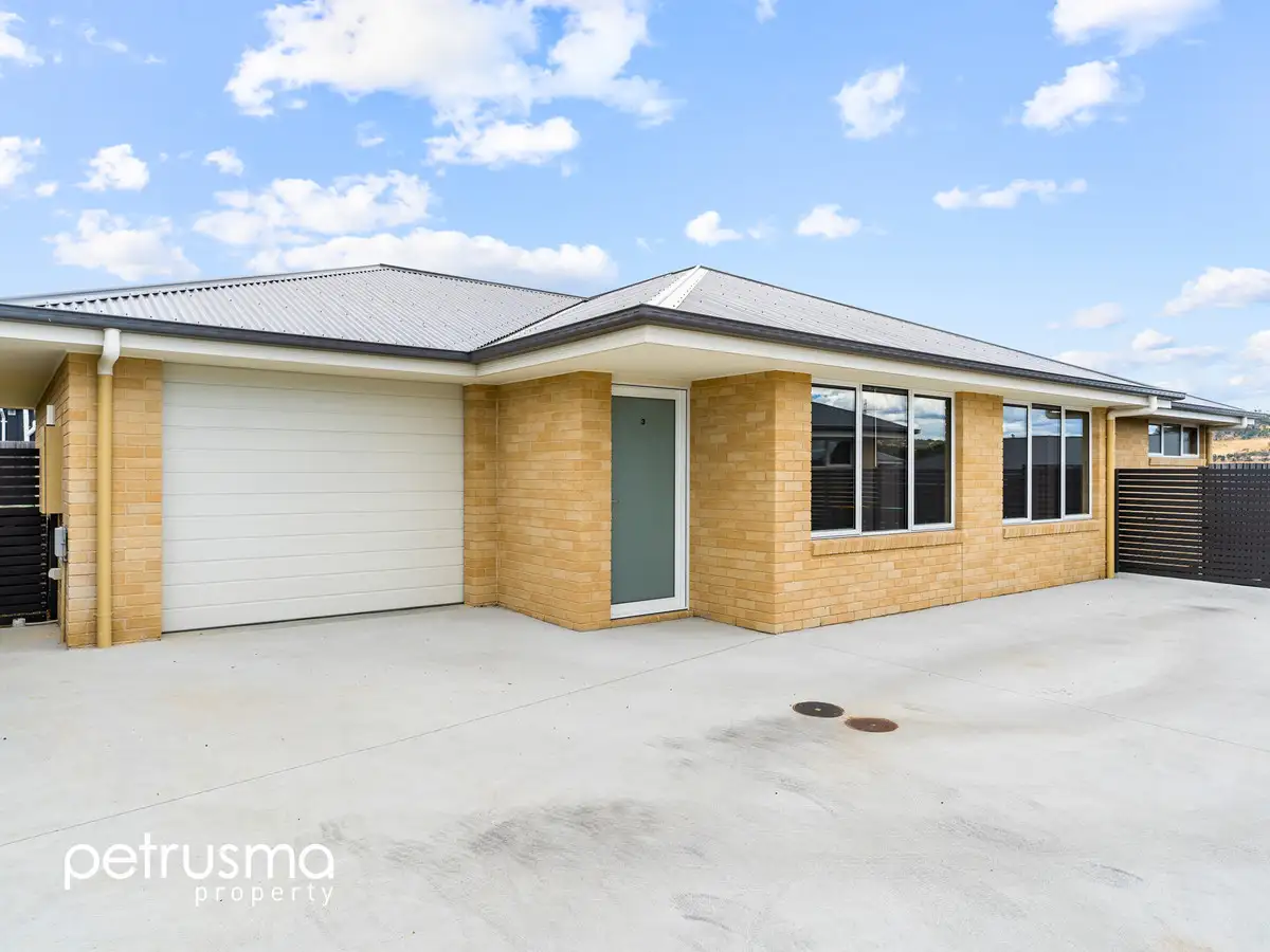 Main view of Homely unit listing, 1&3/129 Old Beach Road, Old Beach TAS 7017