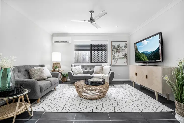 11B Saint Andrews Avenue, Birkdale QLD 4159