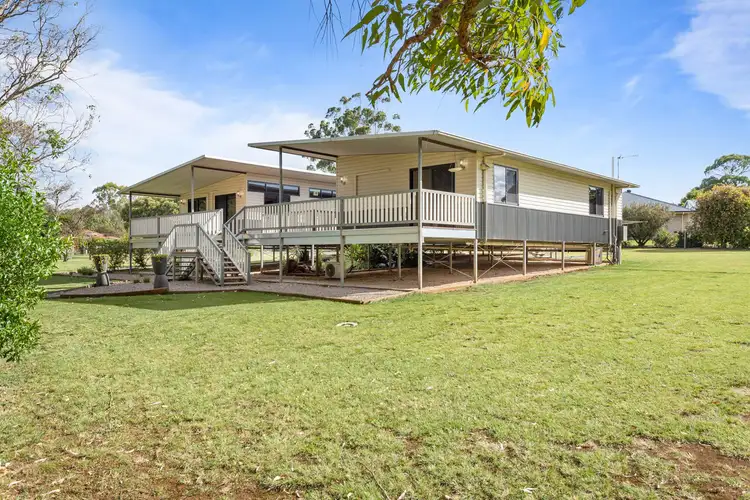 Second view of Homely house listing, 10 Melric Court, Geham QLD 4352