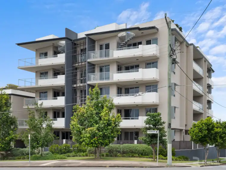 Main view of Homely unit listing, 5/908 Logan Road, Holland Park West QLD 4121