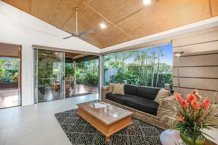 24 Foreshore Court, Dicky Beach QLD 4551