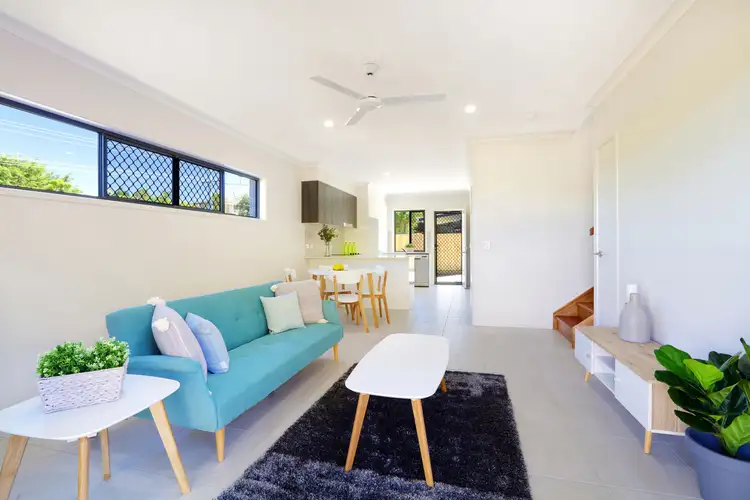 2/72 Carter Road, Nambour QLD 4560