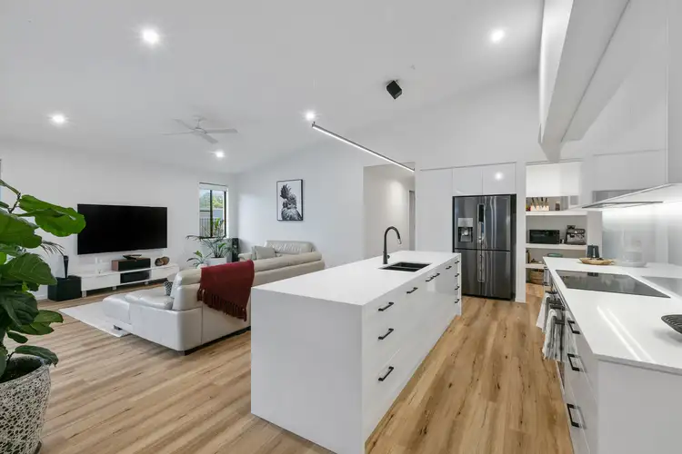 8 Soapbush Court, Palmwoods QLD 4555