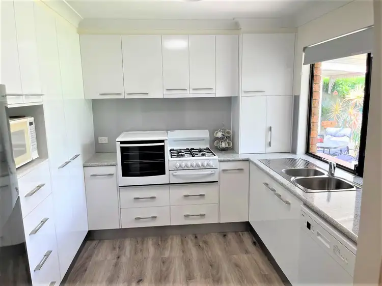 Second view of Homely villa listing, 8/8 Highfields Road, Highfields QLD 4352