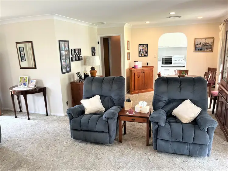 Fourth view of Homely villa listing, 8/8 Highfields Road, Highfields QLD 4352