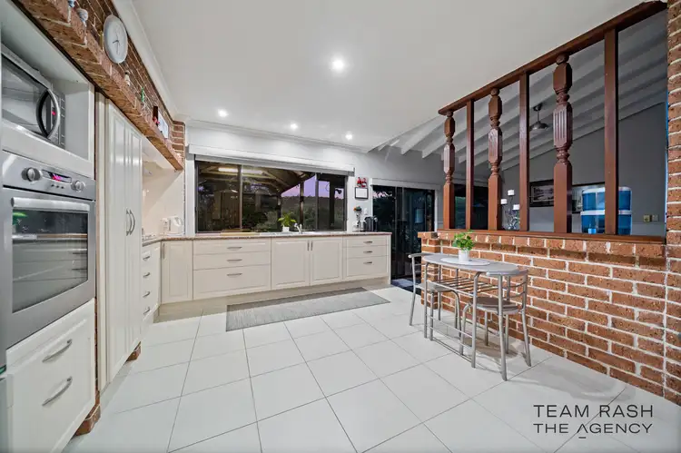 Sixth view of Homely house listing, 10 Parkway, Swan View WA 6056