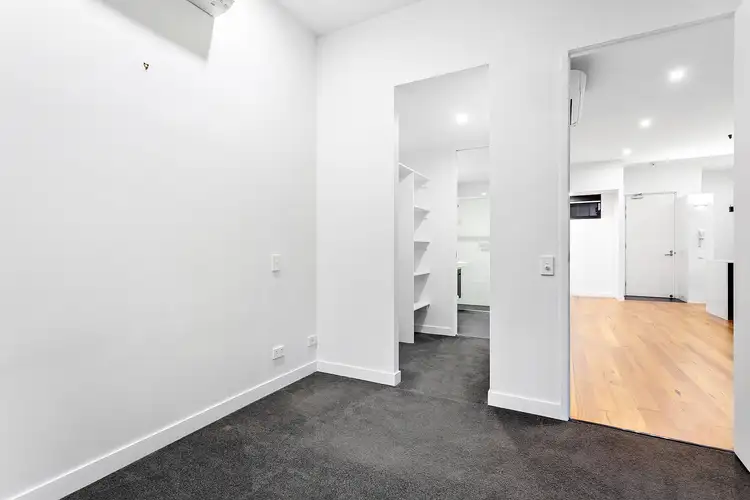 Sixth view of Homely unit listing, 204/133 Clarence Road, Indooroopilly QLD 4068