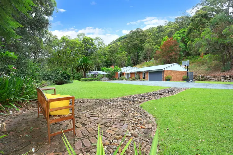 19 Pemberton Close, Mount Nathan QLD 4211