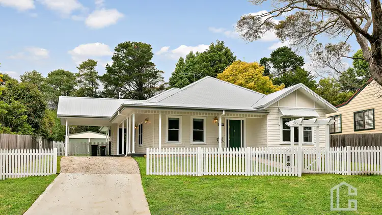 Second view of Homely house listing, 32 Sinclair Crescent, Wentworth Falls NSW 2782