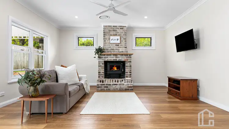 Fourth view of Homely house listing, 32 Sinclair Crescent, Wentworth Falls NSW 2782