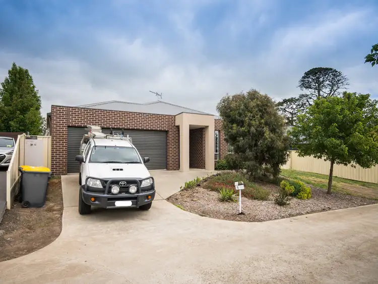24 Jessica Avenue, Kilmore VIC 3764