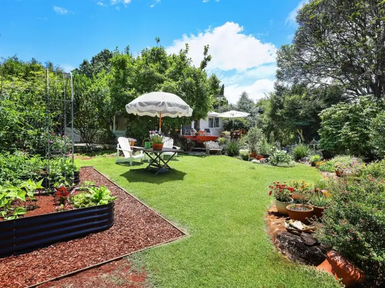 59 Central Avenue, Tamborine Mountain QLD 4272