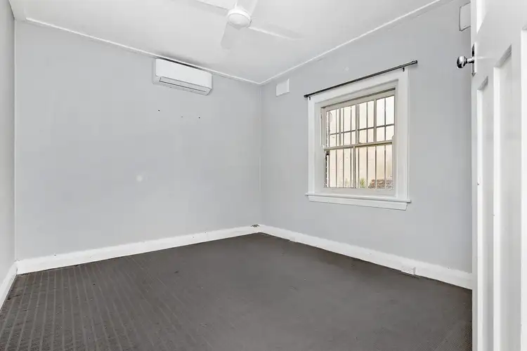 Fifth view of Homely flat listing, 1/300-302 Railway Parade, Carlton NSW 2218