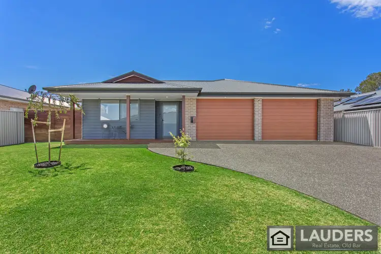 21 Bunyan Avenue, Old Bar NSW 2430
