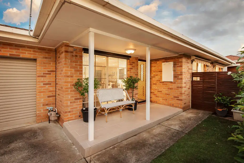 Main view of Homely unit listing, 2/6 Eleanore Court, Wodonga VIC 3690