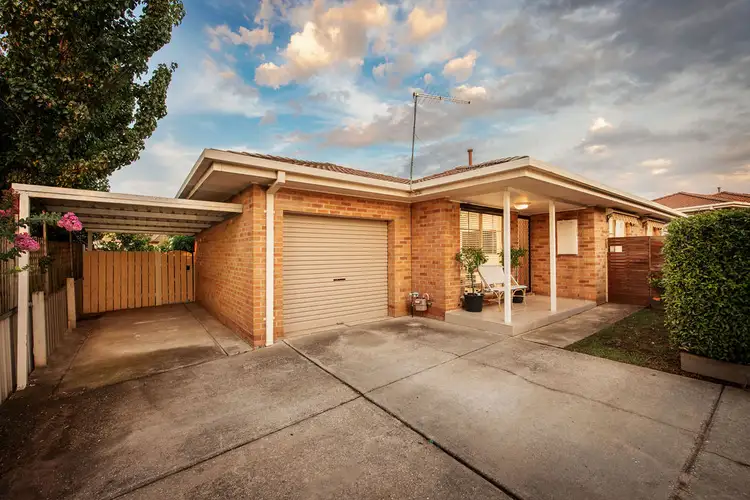 Second view of Homely unit listing, 2/6 Eleanore Court, Wodonga VIC 3690