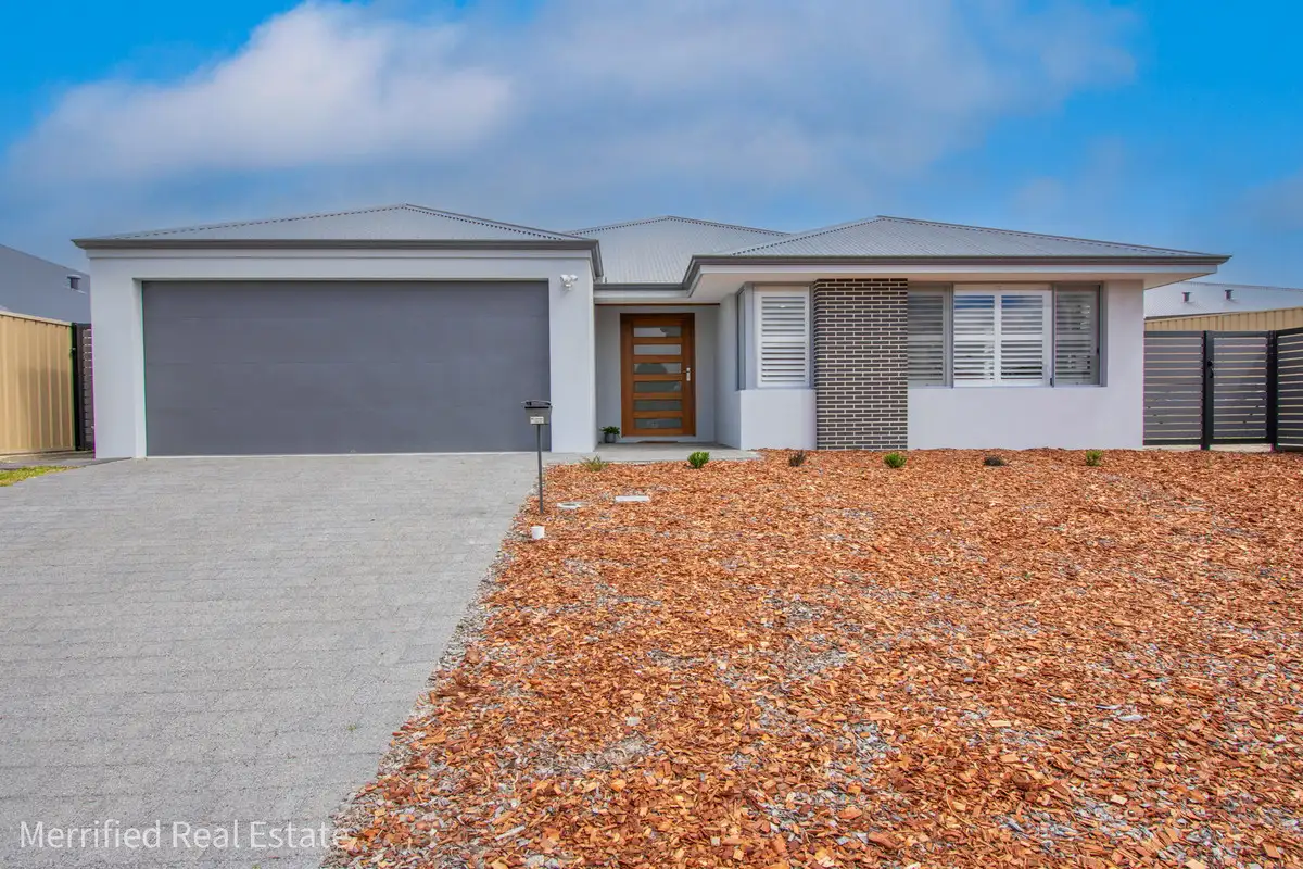 Main view of Homely house listing, 2 Teatree Way, Yakamia WA 6330