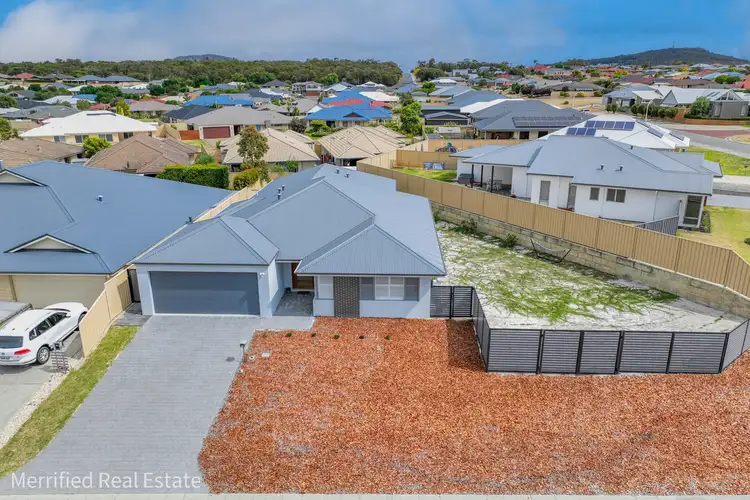 Fourth view of Homely house listing, 2 Teatree Way, Yakamia WA 6330