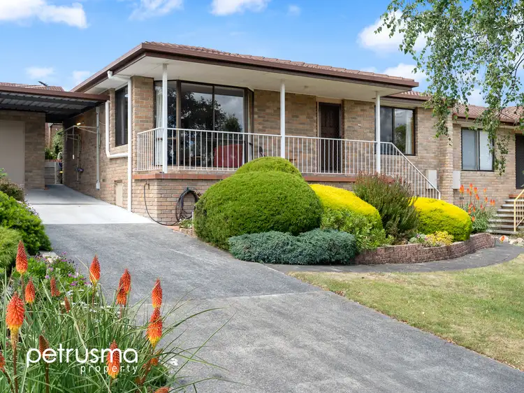 52 Village Drive, Kingston TAS 7050