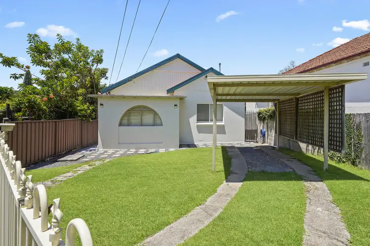 4 Goodlet Street, Ashbury NSW 2193