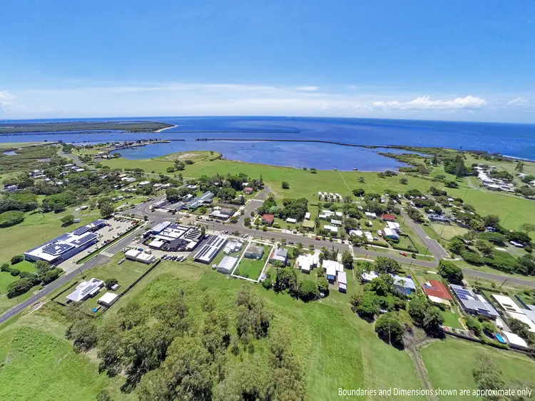 58 Zunker Street, Burnett Heads QLD 4670