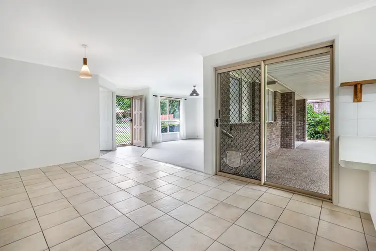 Sixth view of Homely house listing, 9 Glen Appin Drive, Avoca QLD 4670