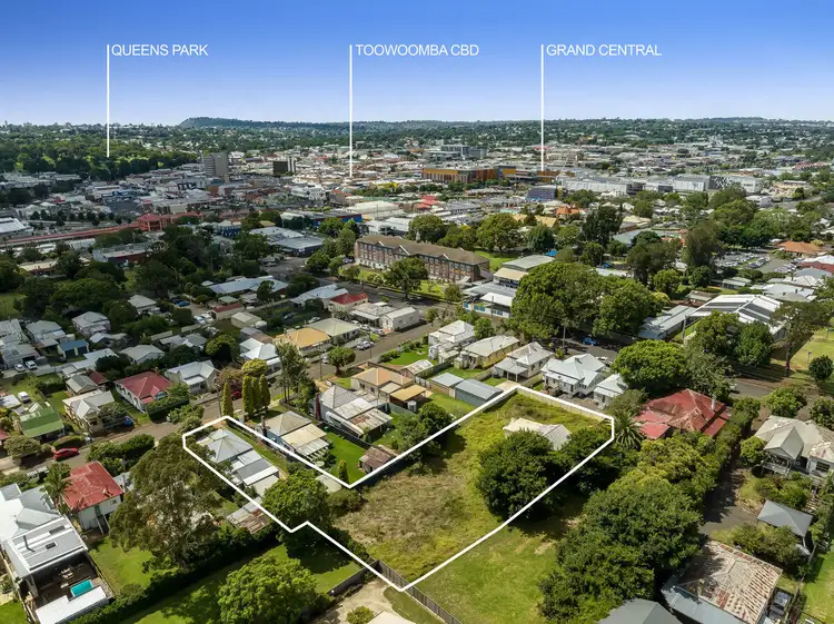 31 Gowrie Street, Toowoomba City QLD 4350