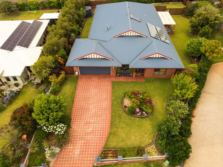 Second view of Homely house listing, 5 Pendrea Close, Kleinton QLD 4352