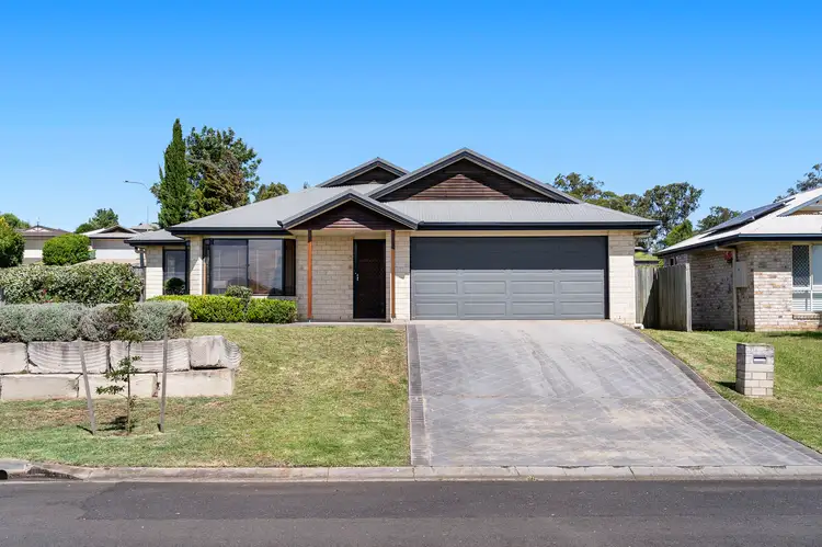 24 Balonne Drive