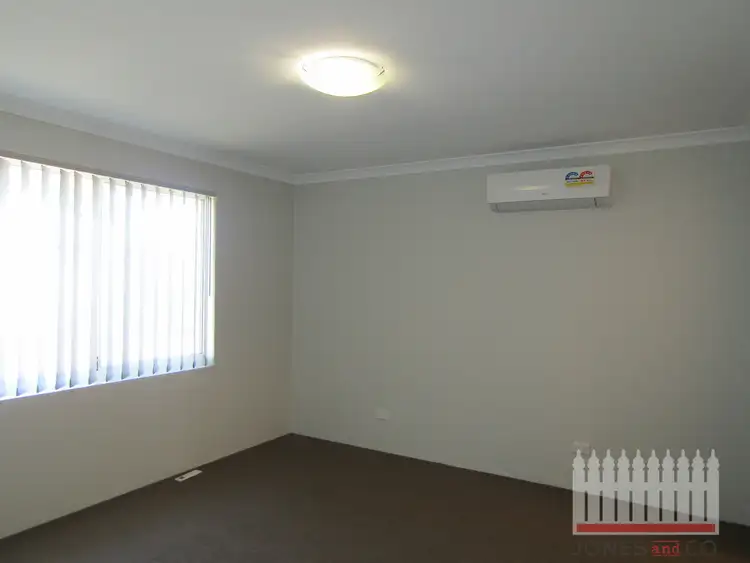 Fifth view of Homely villa listing, 4/7 Ling Place, High Wycombe WA 6057