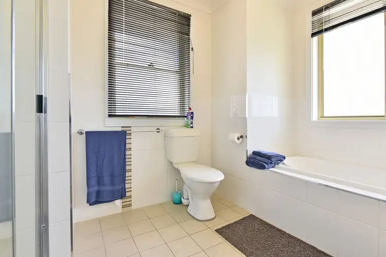 Fourth view of Homely unit listing, 2/17 Fairview Place, Cessnock NSW 2325