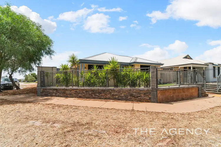 10 Birchmore Gardens, Ellenbrook WA 6069