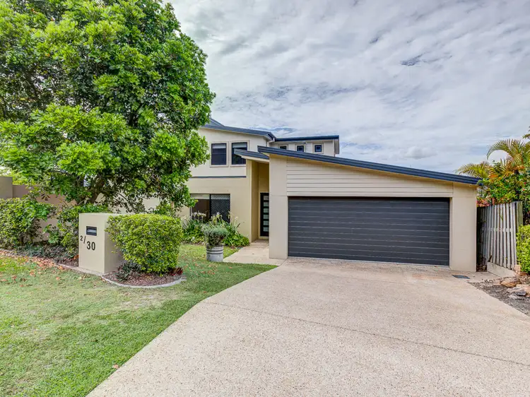 2/30 Codrington Circuit, Pacific Pines QLD 4211