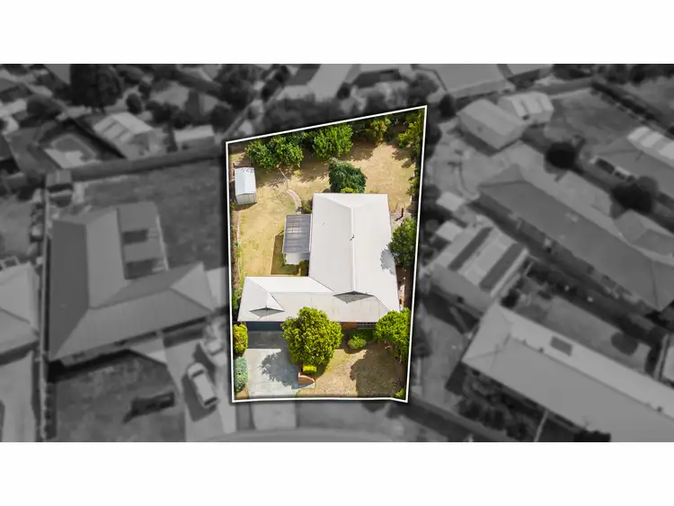 Second view of Homely house listing, 4 Casuarina Court, Sale VIC 3850