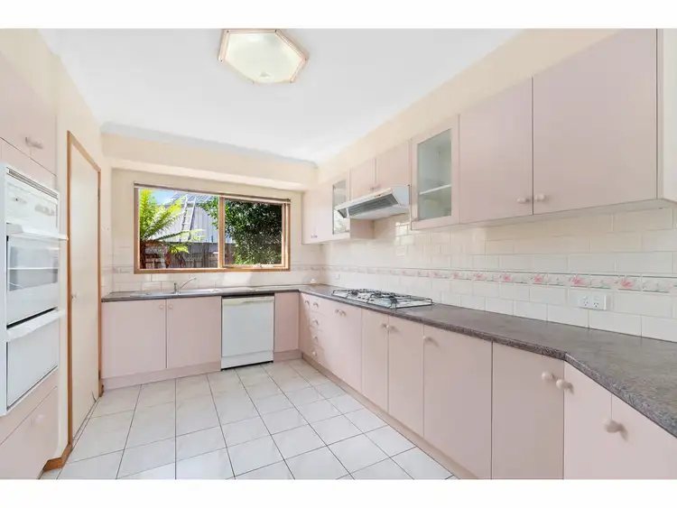Fifth view of Homely house listing, 4 Casuarina Court, Sale VIC 3850