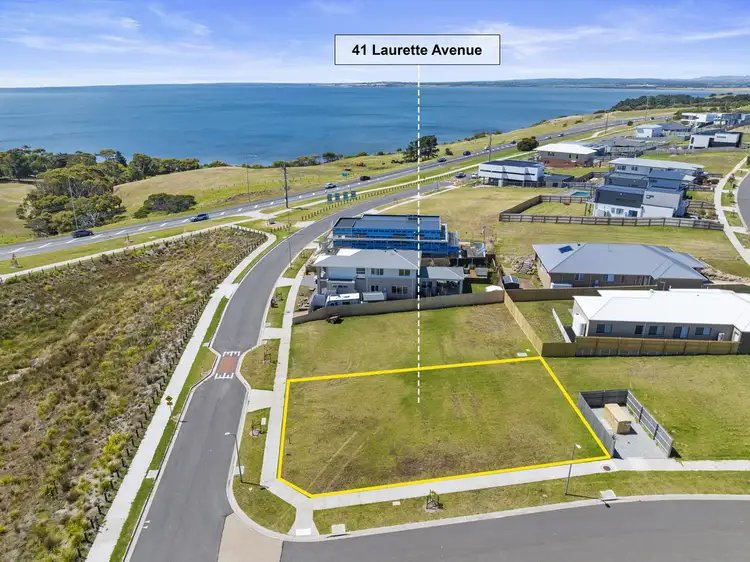 41 Laurette Avenue, San Remo VIC 3925