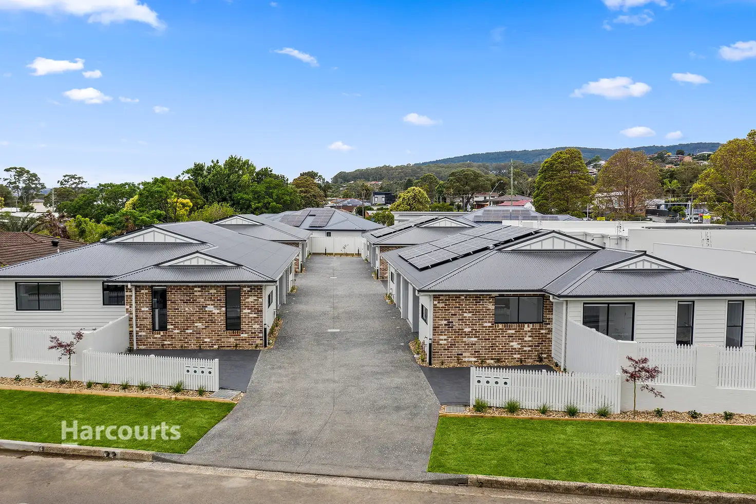 Main view of Homely villa listing, 2/4 Taylor Road, Albion Park NSW 2527