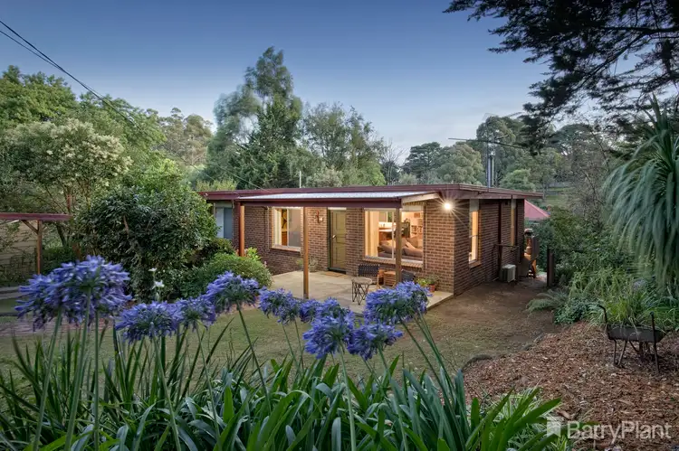9 Church Road, Menzies Creek VIC 3159