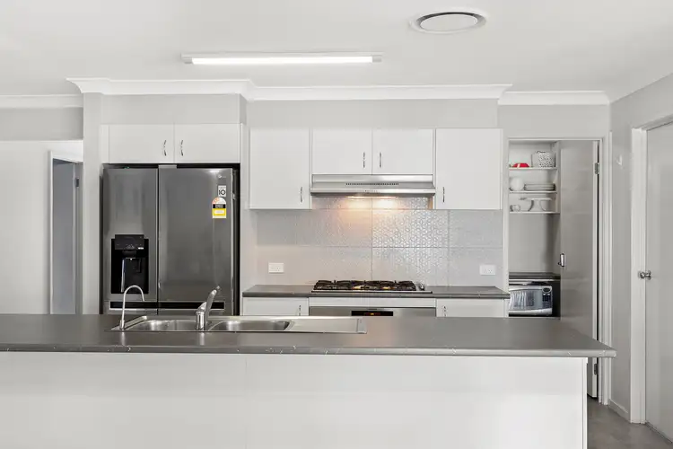 Fifth view of Homely house listing, 11 Ridgmont Circuit, Thornton NSW 2322