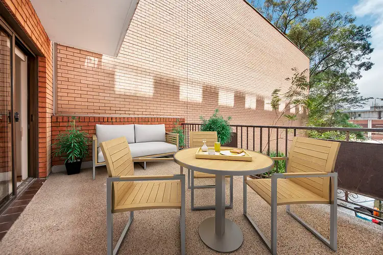 1/134 Redfern Street