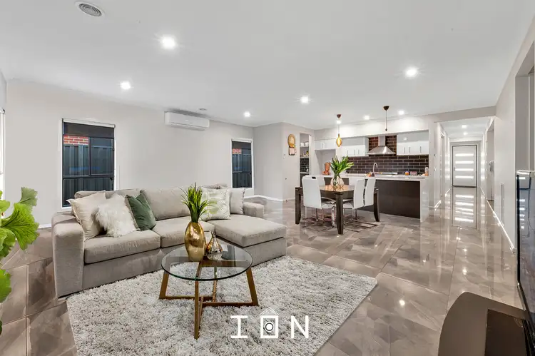 Fifth view of Homely house listing, 6 Maximus Way, Clyde VIC 3978