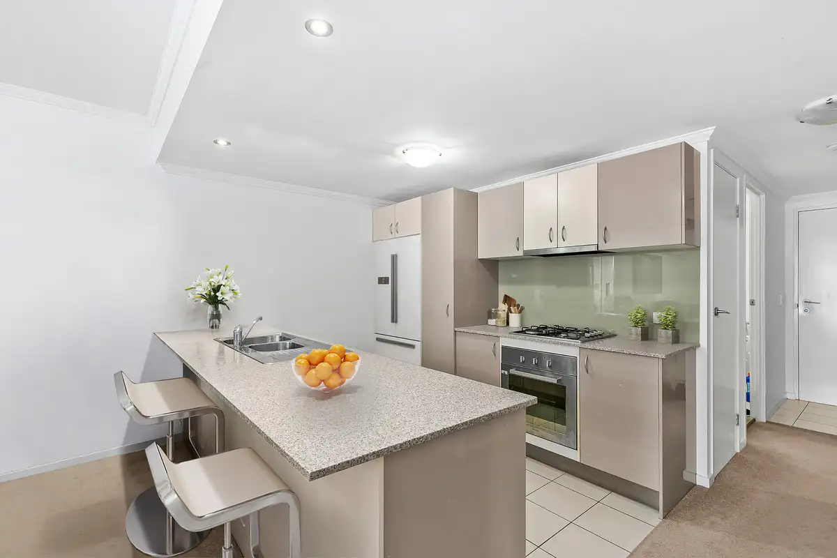 Main view of Homely unit listing, 21/95 Clarence Road, Indooroopilly QLD 4068