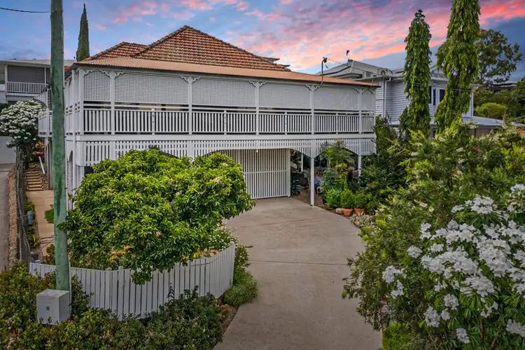 74 Boundary Road, Camp Hill QLD 4152