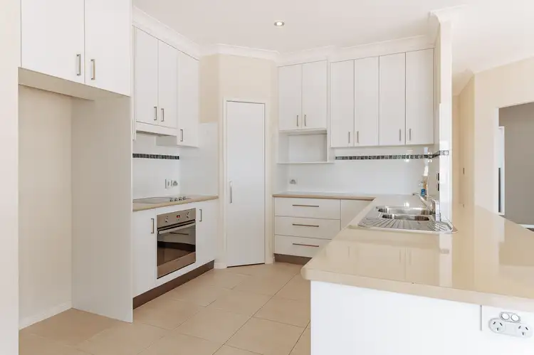 Sixth view of Homely house listing, 35 Dartmouth Close, Clinton QLD 4680