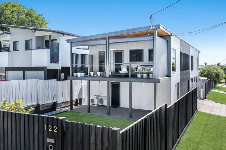122 Wynnum North Road, Wynnum QLD 4178