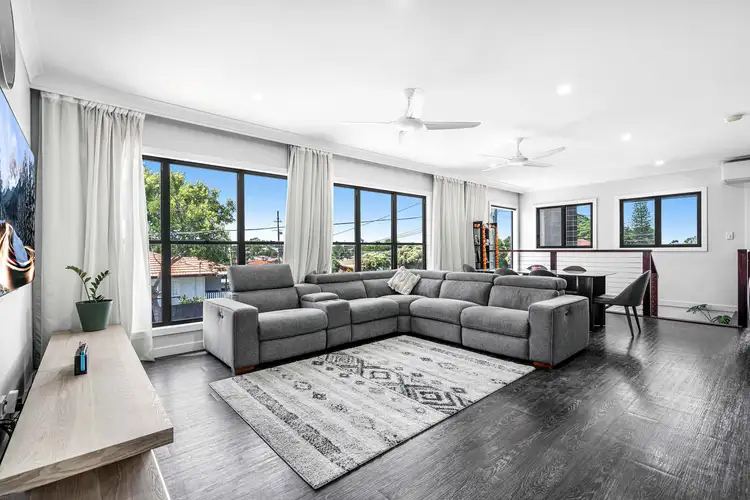 Second view of Homely house listing, 122 Wynnum North Road, Wynnum QLD 4178